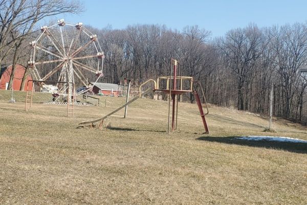 Carder’s Variety Land