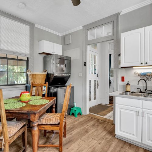 Bright, open kitchen with cozy dining nook